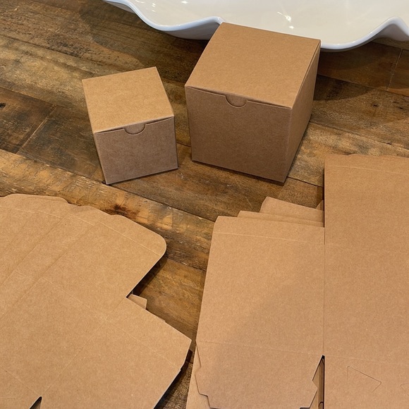 set of 20 BRAND NEW Kraft Brown Gift Boxes, ten 3” & ten 4” cubed, any occasion - Picture 4 of 4